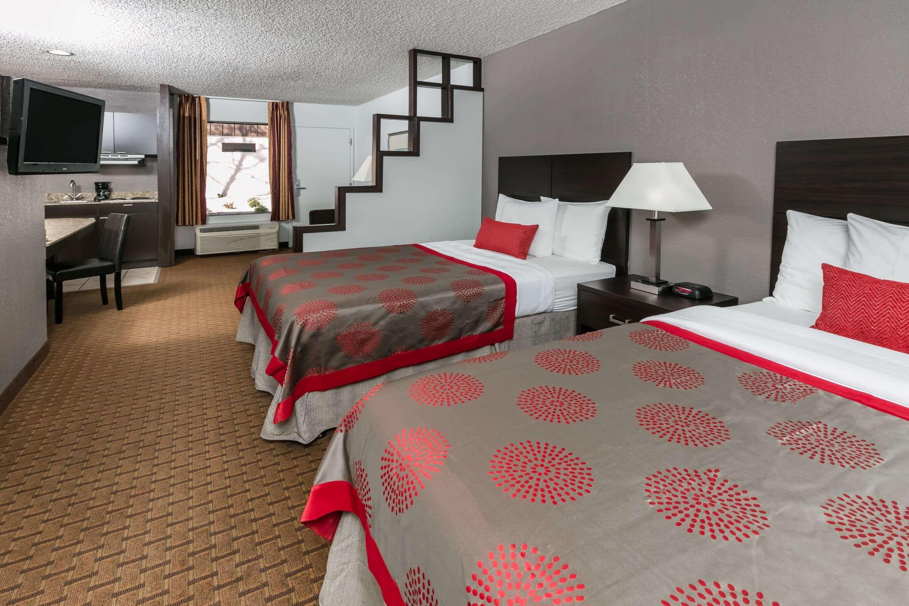 Ramada By Wyndham El Paso Hotel Exterior photo