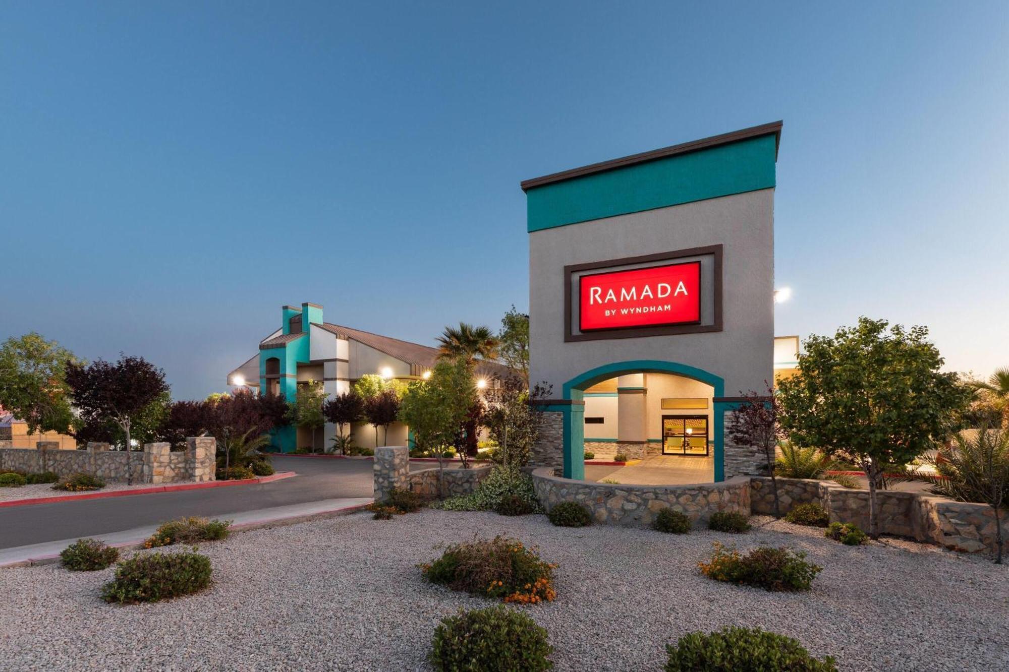 Ramada By Wyndham El Paso Hotel Exterior photo